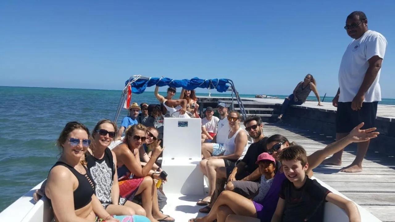 Tropical Paradise Express Caye Caulker Exterior foto